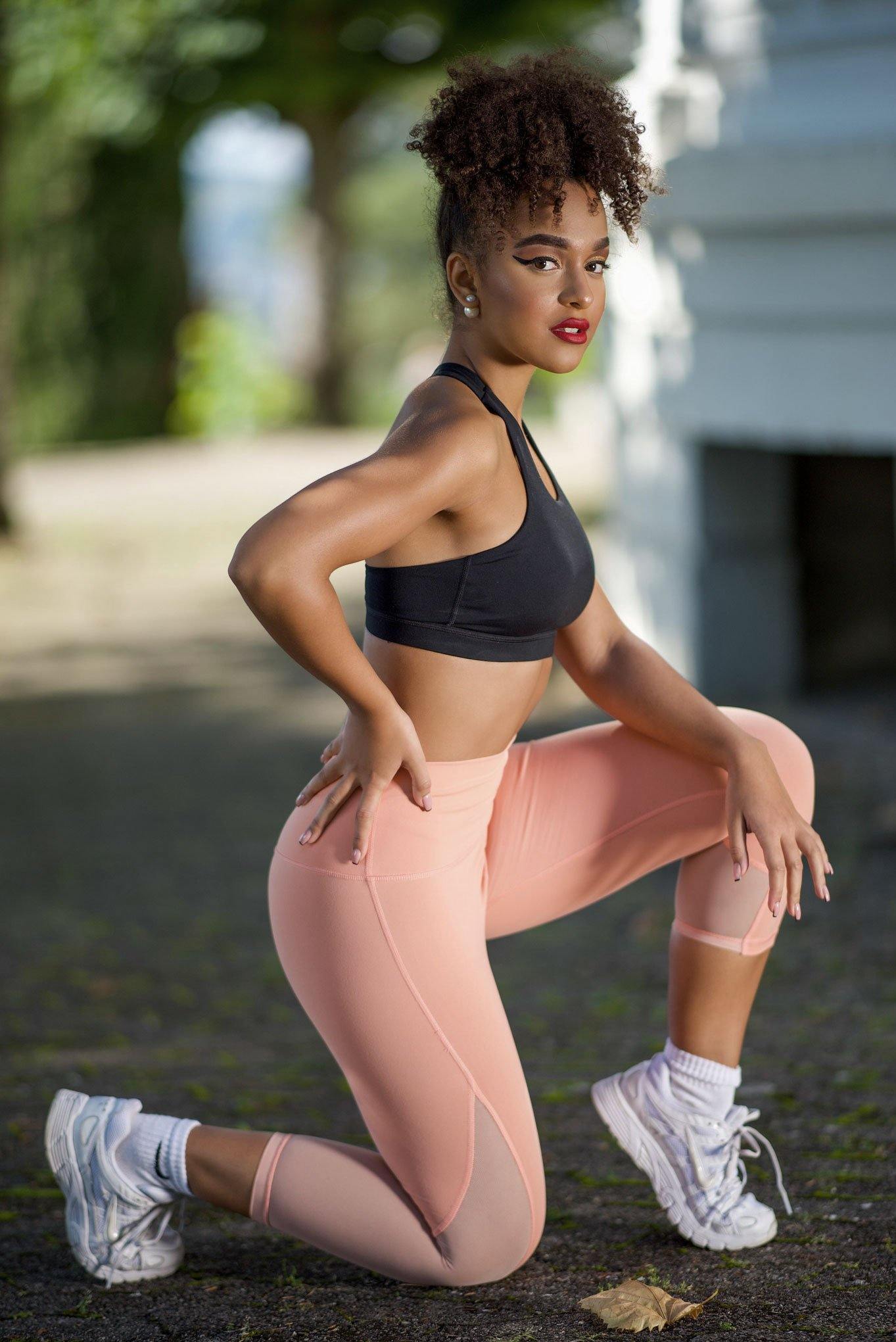 MESH CAPRI Leggings - YantraConnection