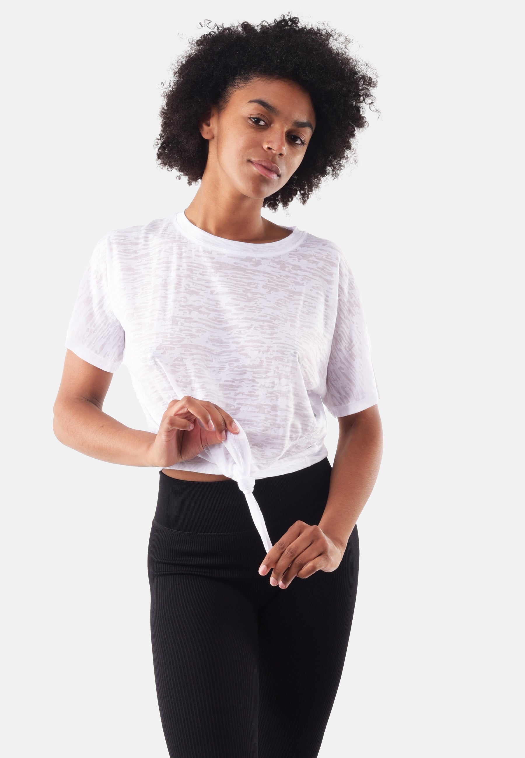 NIKITA Short-sleeve - YantraConnection